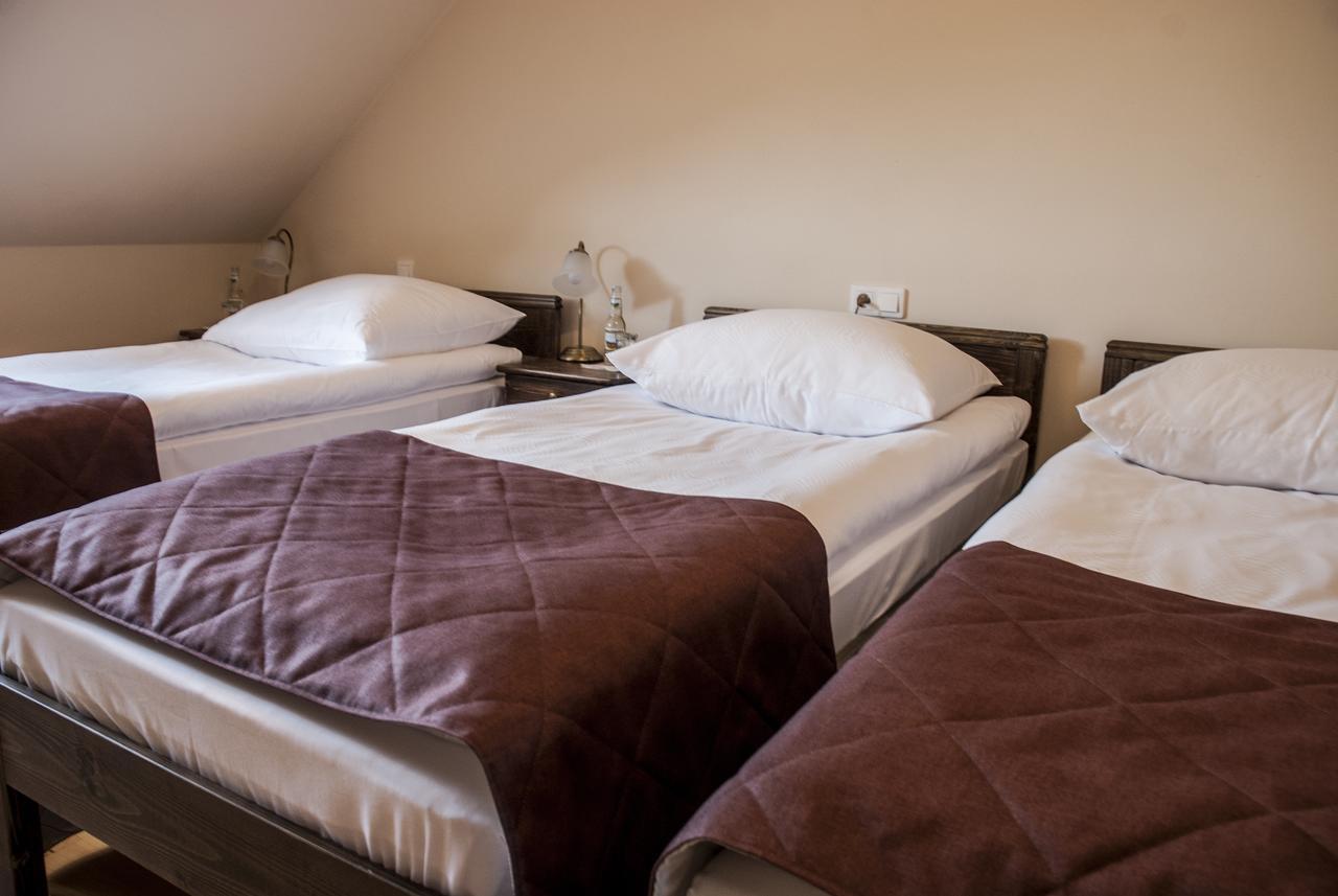 Hotel Pod Kogutkiem Krzywaczka Εξωτερικό φωτογραφία